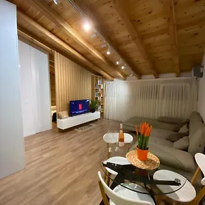 Lovely Loft 1-bedroom In The Heart Of Appartamento Tirana