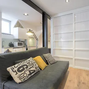 Bmyguest - Castelo Charming Flat Appartamento Lisbona